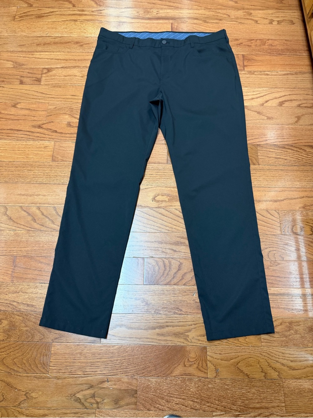 Roundtree & Yorke Men’s Black Performance Work Play Flat Front Pants Size 42x34